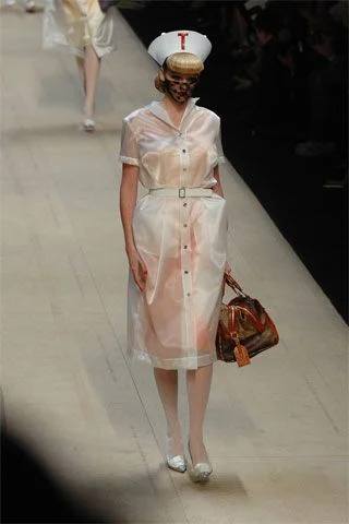 Look 10